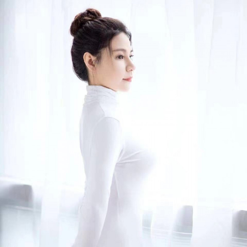 曝光spa女飞儿 喜儿姐妹